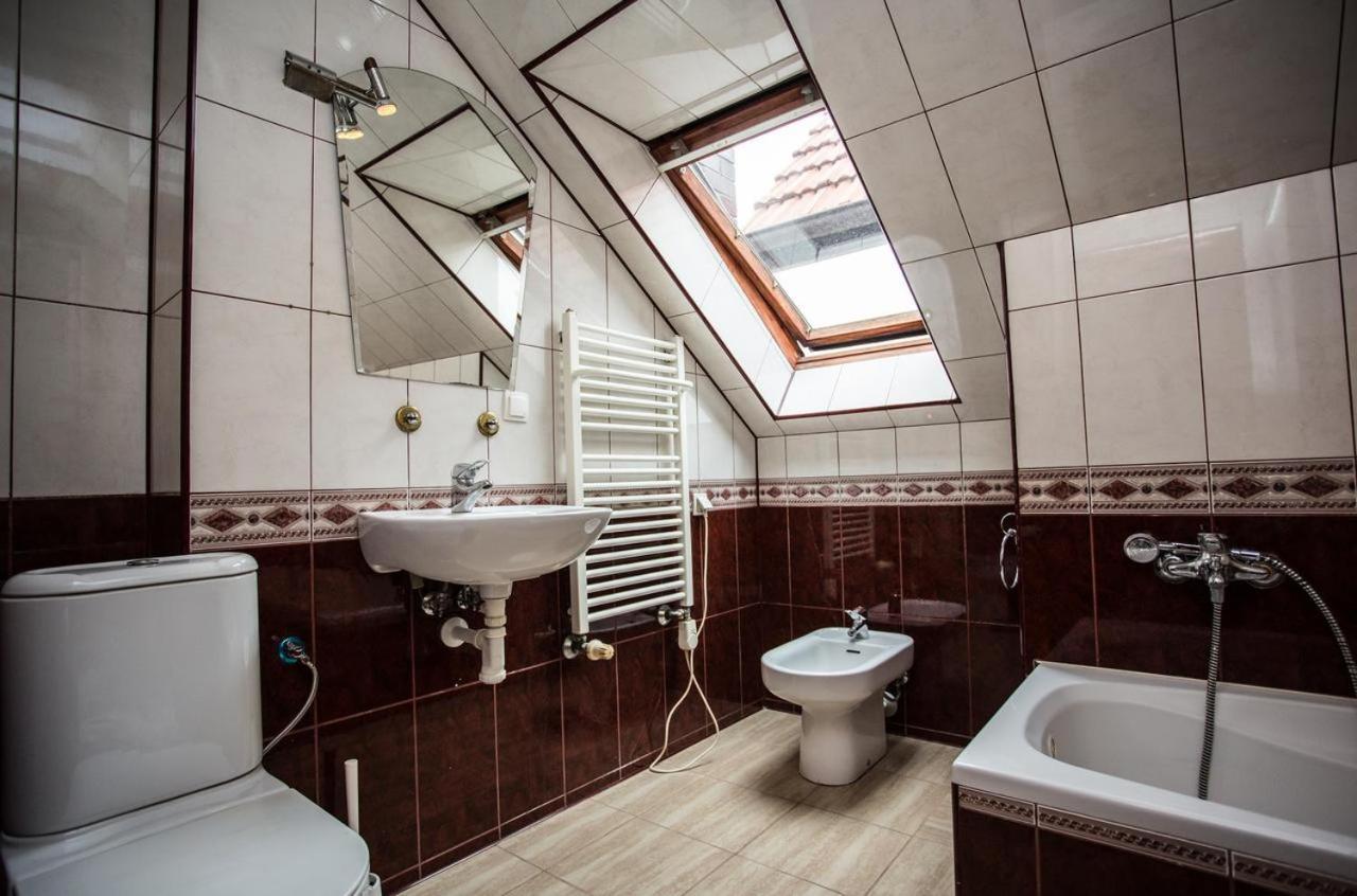 Hostel Florencja Wieliczka Esterno foto